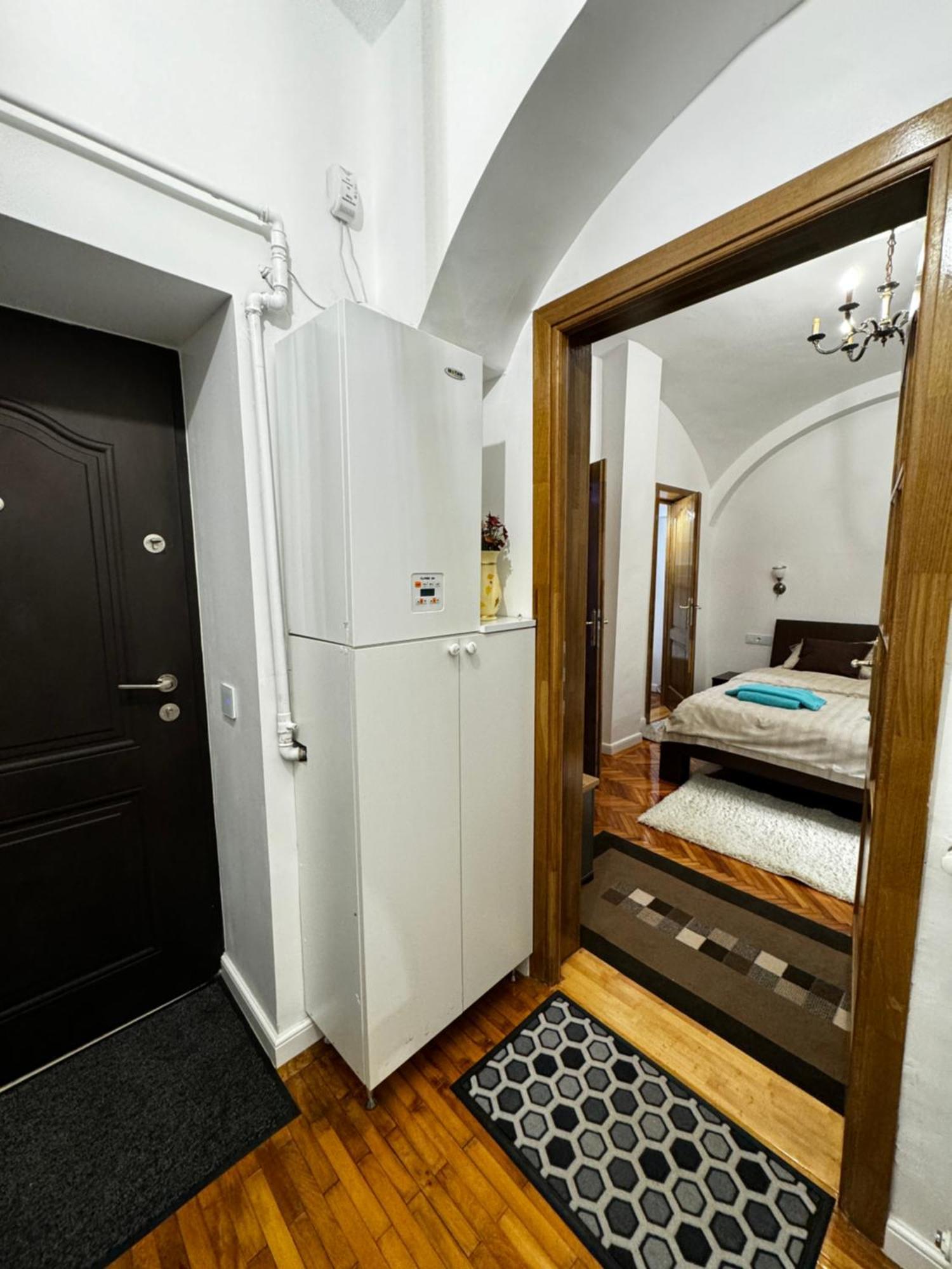 Balcescu Central Residence Nagyszeben Szoba fotó